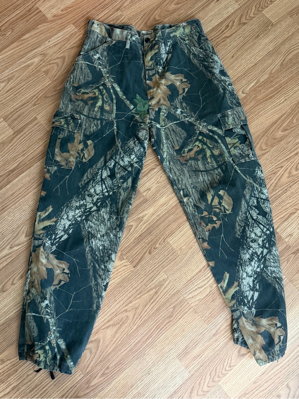 Vintage Mossy Oak Hunting Men's Camo Cargo Pants 34x32
